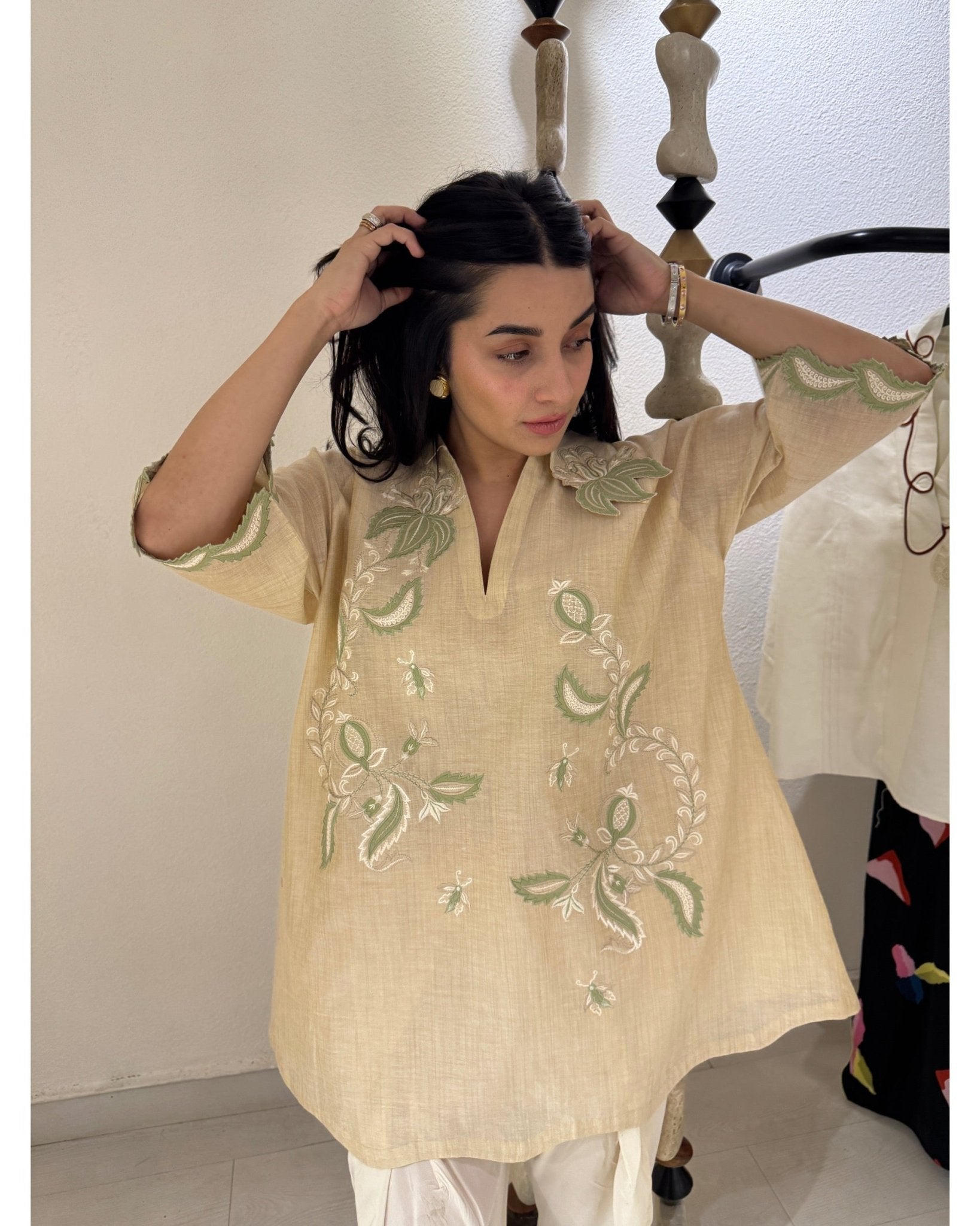 Vaneeza - SoveVaneeza
